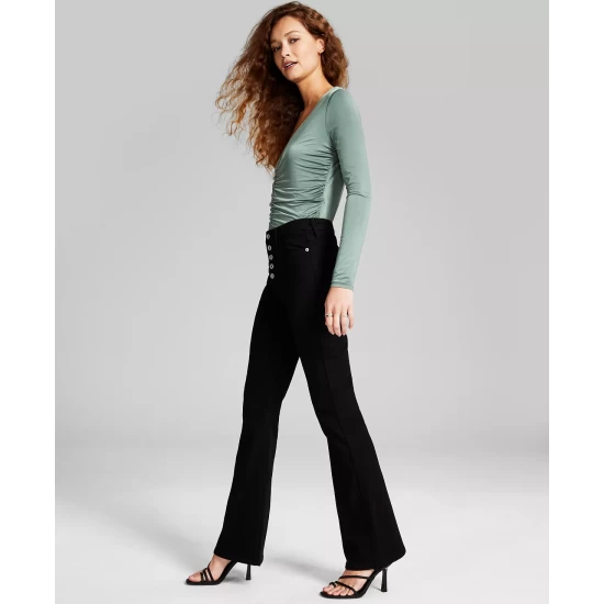 New ๐ And Now This ๐ฉ Women's Square-Neck Long-Sleeve Keyhole Top White โค๏ธ